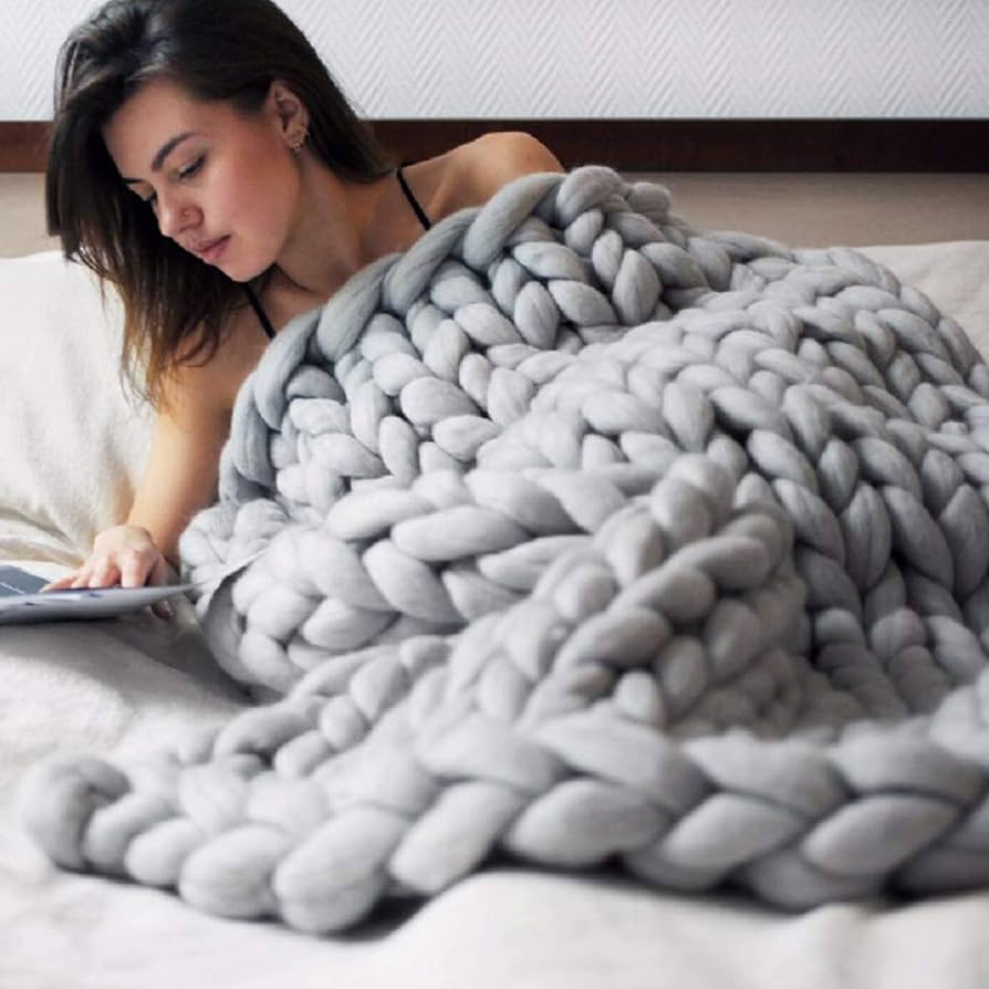 EXOLTA™  - COZY KNIT BLANKET